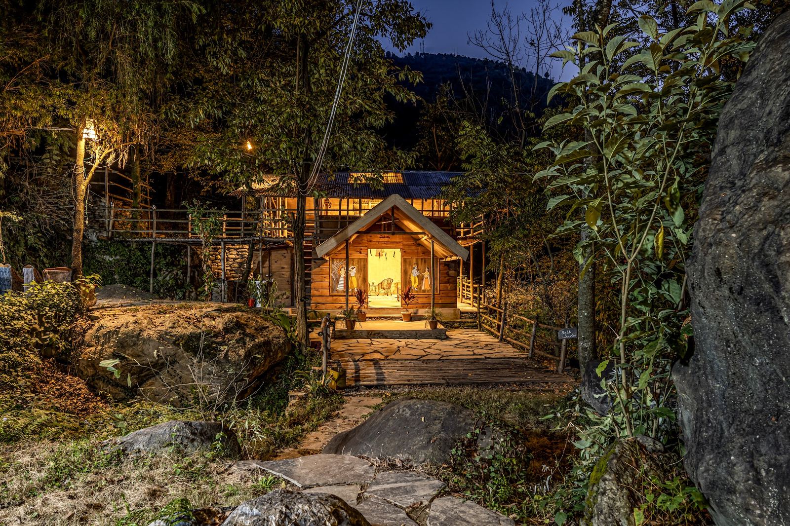 Parbatwaas Retreat riverside